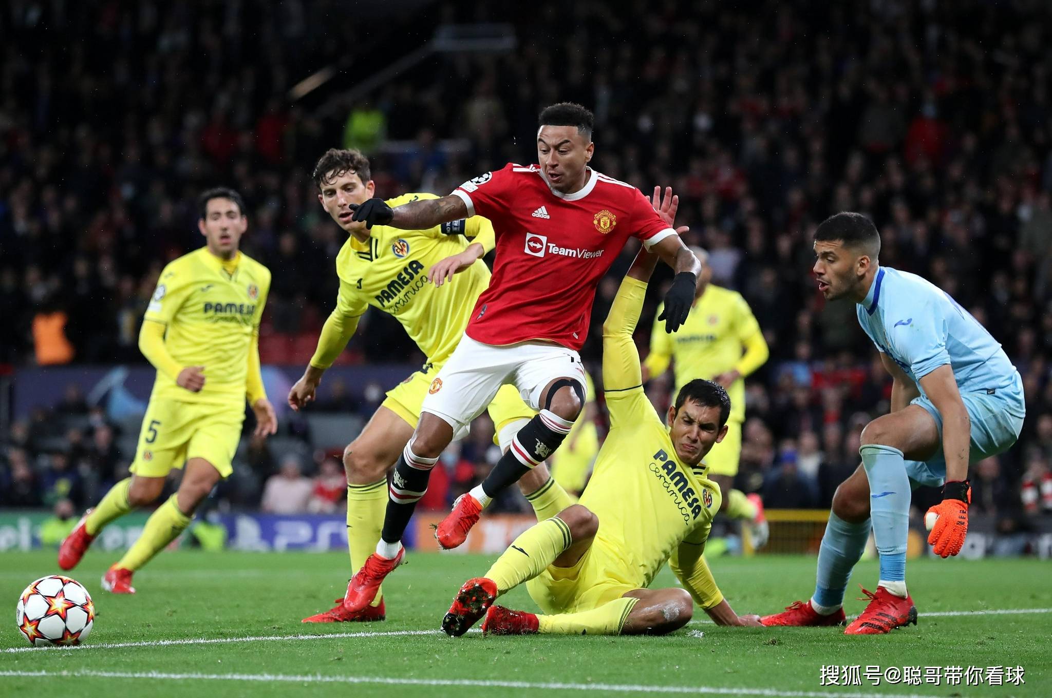 包含离谱！今夜比利亚雷亚尔豪取连胜今晚曼联状态回暖，山东男篮围绕荷甲门线救险的词条