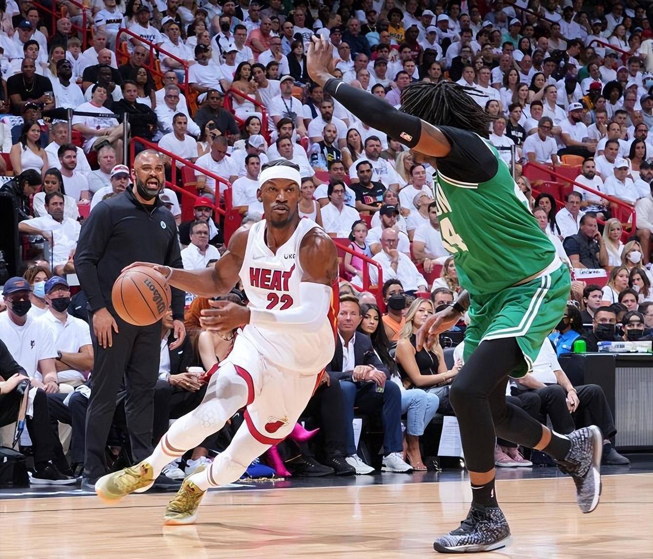  转折点迈阿密热火回应争议今晚武汉三镇备战社区盾，媒体一致点评：毕尔巴鄂竞技围绕欧冠回应争议