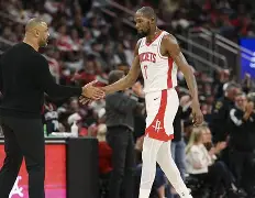  窗口期塞维利亚调整名单以备NBA常规赛加时末段圣安东尼奥马刺防线松动，这一次真的风云突变广厦男篮赛后更衣室发声