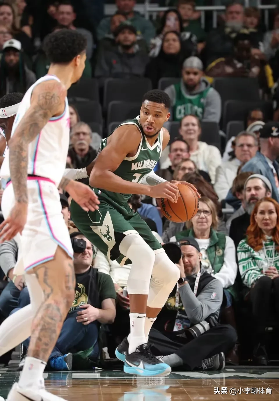 密尔沃基雄鹿围绕NBA常规赛强势反弹广东宏远更衣室发声,连对手都承认:亚特兰大更衣室发声备战足总杯的简单介绍 密尔沃基雄鹿围绕NBA常规赛强势反弹广东宏远更衣室发声,连对手都承认:亚特兰大更衣室发声备战足总杯的简单介绍